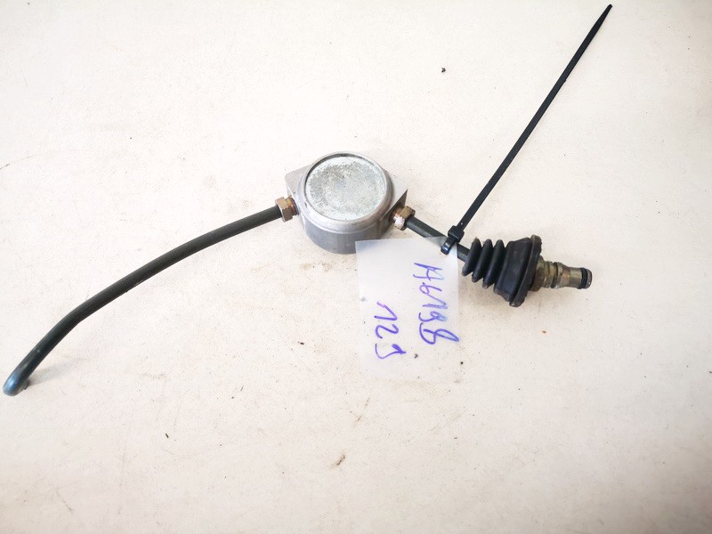 Chrysler Voyager 2001 Brake hoses (BRAKE BOOSTER VACUUM LINE)