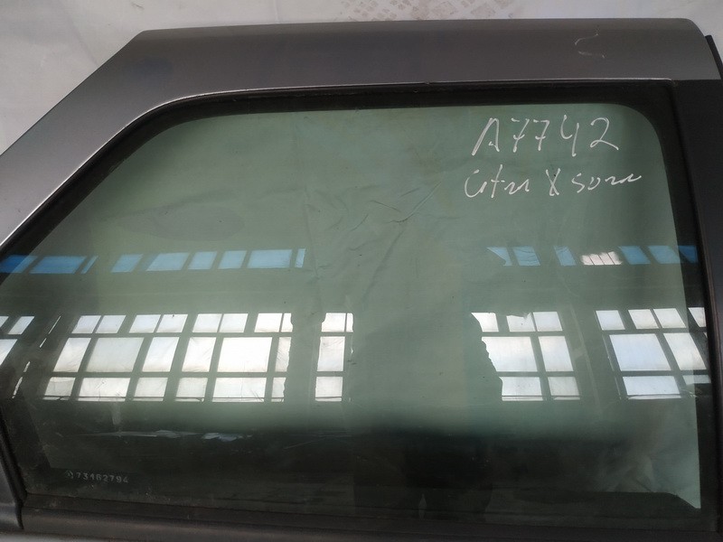 Citroen Xsara 2001 Szyba drzwi - TYLNE PRAWE