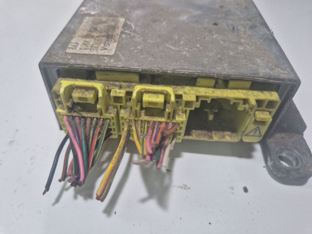 GJ6A57K30C Mazda 6 2004 Airbag crash sensors module - Thumbnail 3