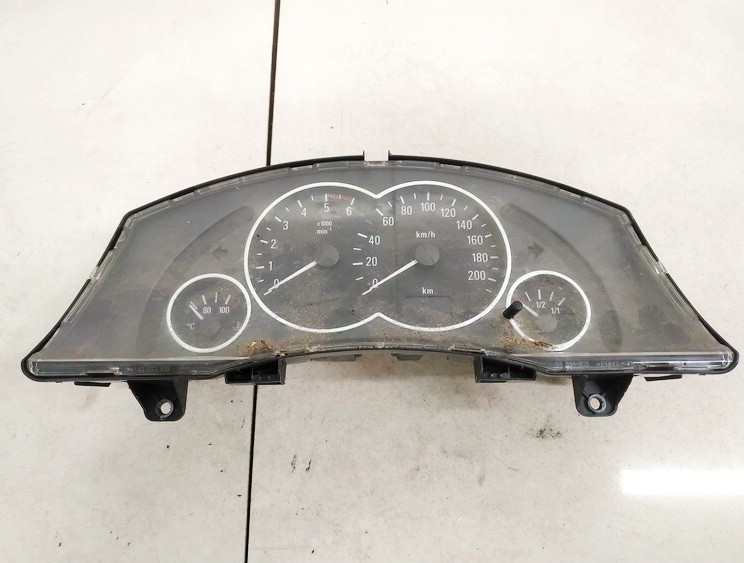 13173381XT Opel Meriva 2004 Spidometras - prietaisu skydelis