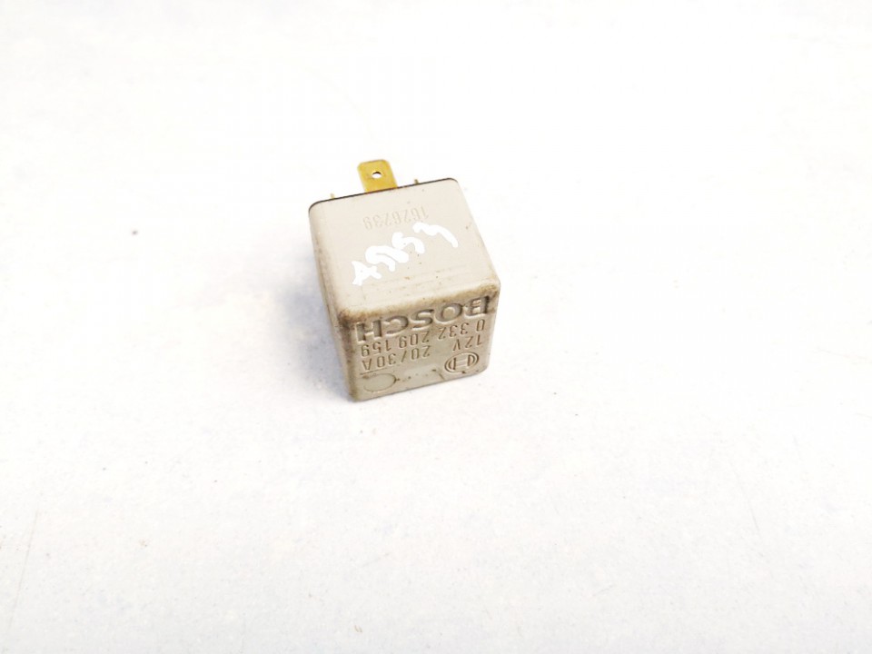 0332209159 SAAB 9-5 1998 Relay module | EuroImpex