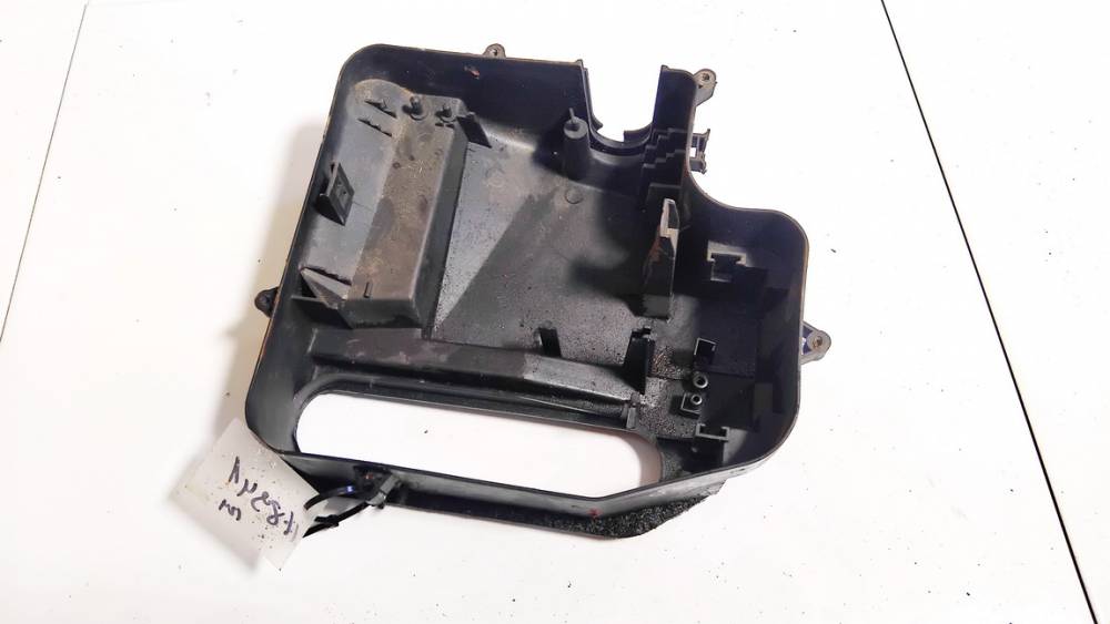8D1907355B Audi A4 1997 Fuse Box Cover - Thumbnail 2
