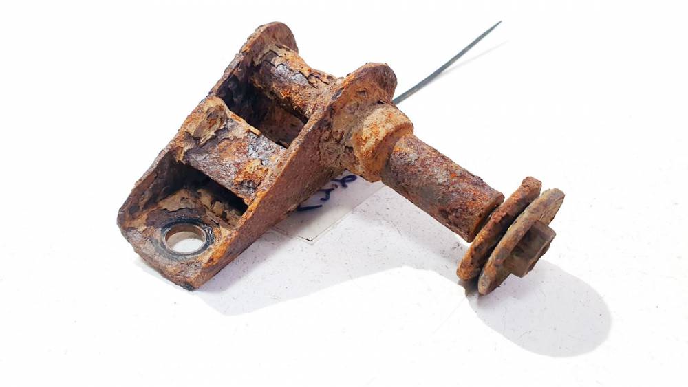 Toyota RAV-4 2003 Poikittaisen tukivarren kiinnike - TAKANA OIKEALLA - Thumbnail 2