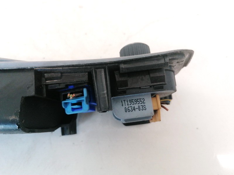 1T1959552 Volkswagen Caddy 2004 Door Handle Interior - FRONT LEFT - Thumbnail 3