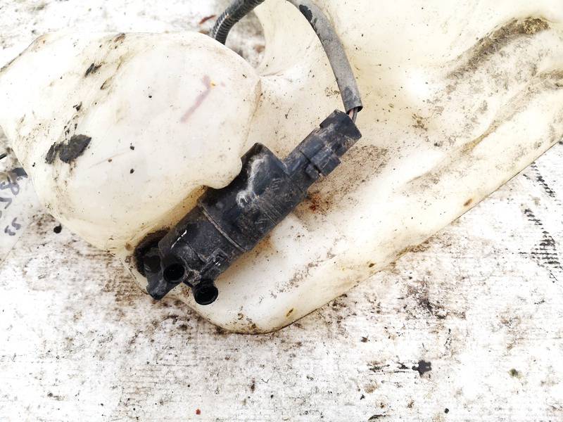 8200031805 Peugeot Partner 2004 Windshield Windscreen Washer Pump