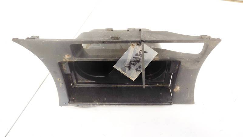 BBP364361 Mazda 3 2009 Puodeliu laikiklis