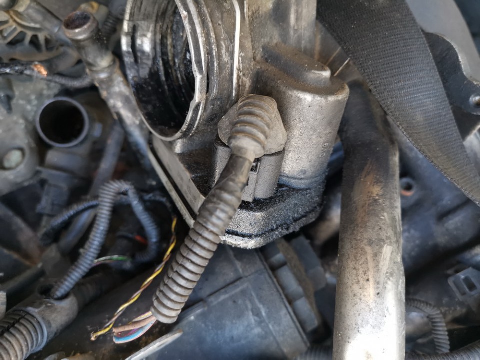 038128063L Volkswagen Touran 2003 High Flow Throttle Body Valve (Air Control Valve) - Thumbnail 2