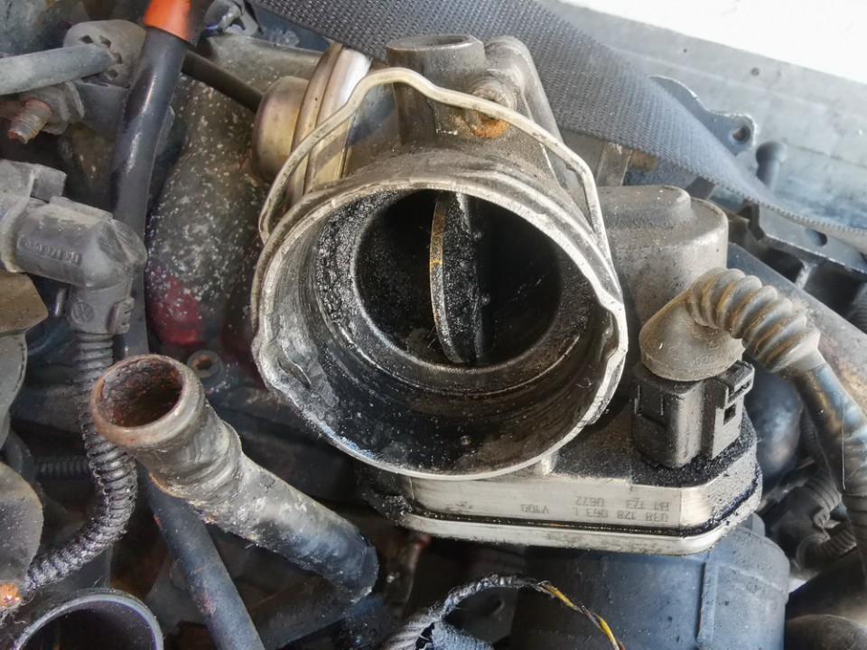 038128063L Volkswagen Touran 2003 High Flow Throttle Body Valve (Air Control Valve)