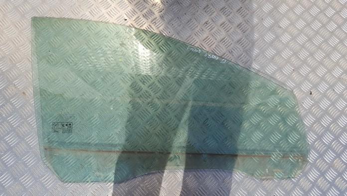 Ford Focus 2005 Duru stiklas P.D.