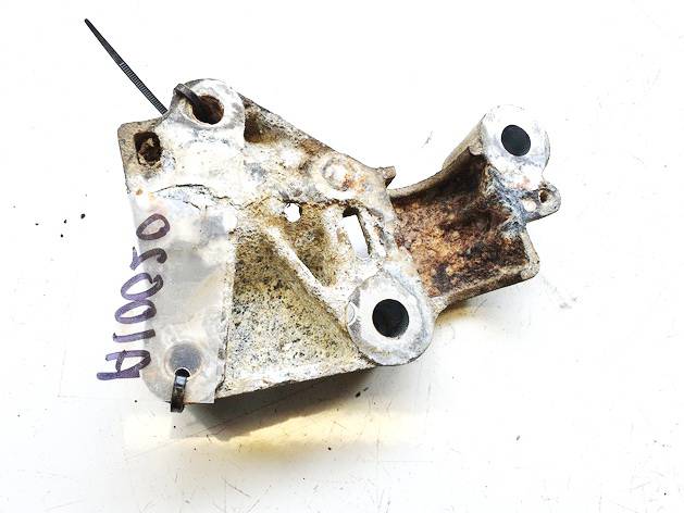 101600465 Peugeot 607 2006 Variklio kronsteinas ir Greiciu dezes kronsteinas - Thumbnail 3