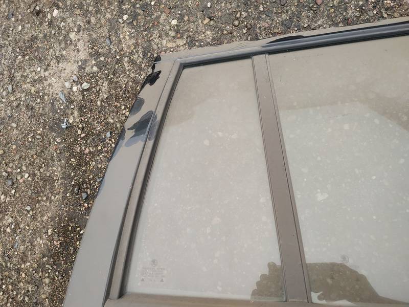 Skoda Octavia 2001 Quarter glass - REAR RIGHT - Thumbnail 2