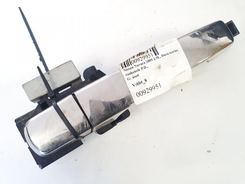 Nissan Navara 2005 Door Handle Exterior - FRONT RIGHT