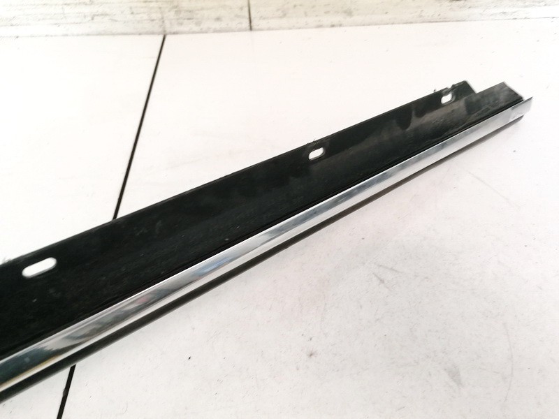 Audi A6 1999 Schachtleiste Türleiste Aussen Hinten Rechts - Thumbnail 2