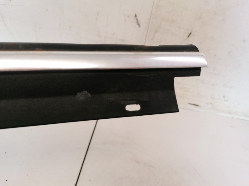 Audi A6 1999 Schachtleiste Türleiste Aussen Hinten Rechts - Thumbnail 3