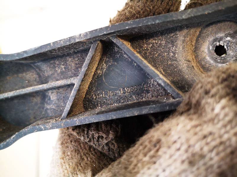 13266744 Opel Astra 2010 Bumper mounts (BUMPER BRACKET) - REAR LEFT - Thumbnail 3