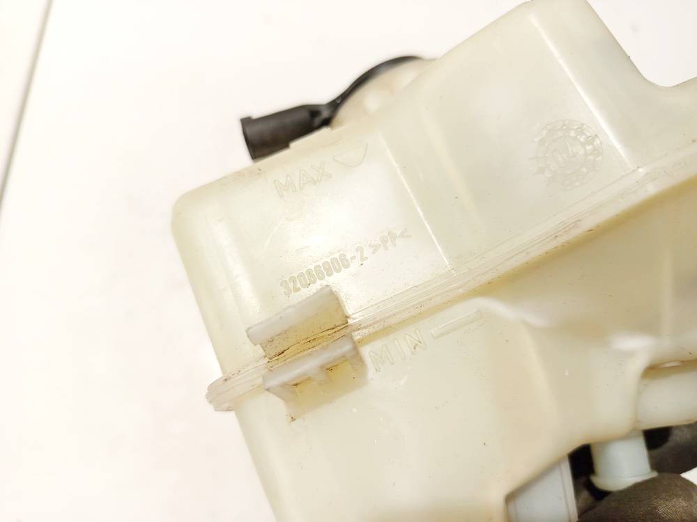 320669062 Suzuki Swift 2007 Depósito de fluido de freno - Thumbnail 3