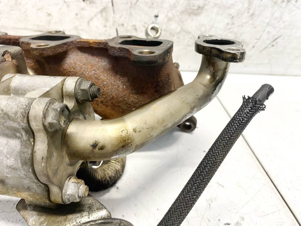 Toyota Corolla Verso 2006 EGR Pipe (Exhaust Gas Recirculation EGR METAL PIPE)