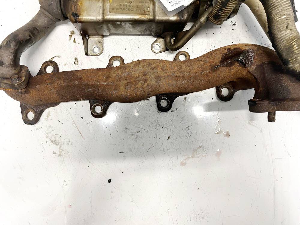 Toyota Corolla Verso 2006 kolektor wydechowy - Thumbnail 2