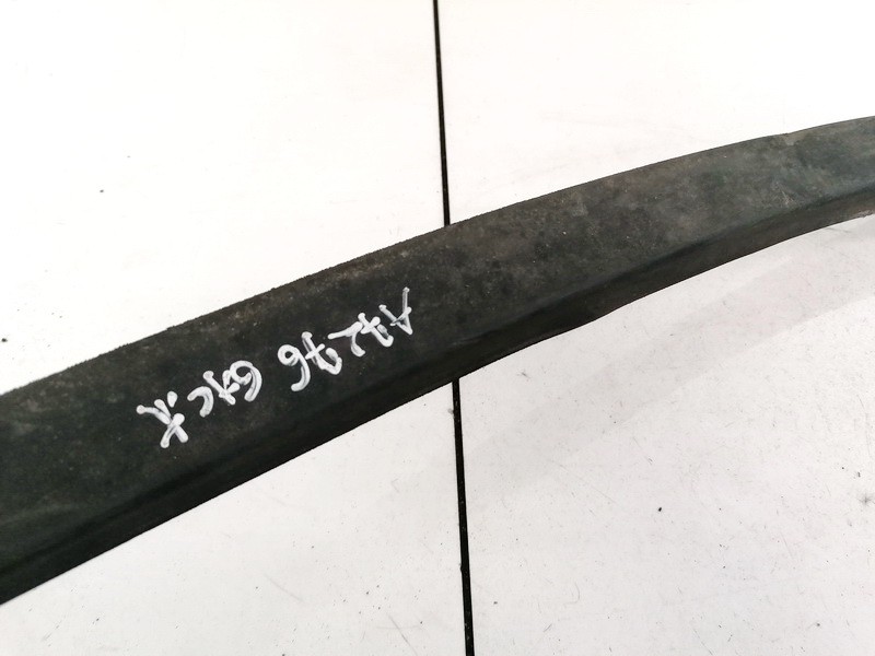 1K6839373B Audi A4 1996 Glass Trim Molding-weatherstripping - REAR LEFT - Thumbnail 2