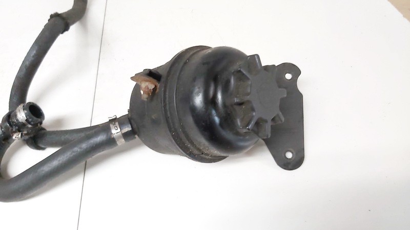 BMW 3-Series 1992 Power Steering Pump Oil Reservoir Tank - Thumbnail 2