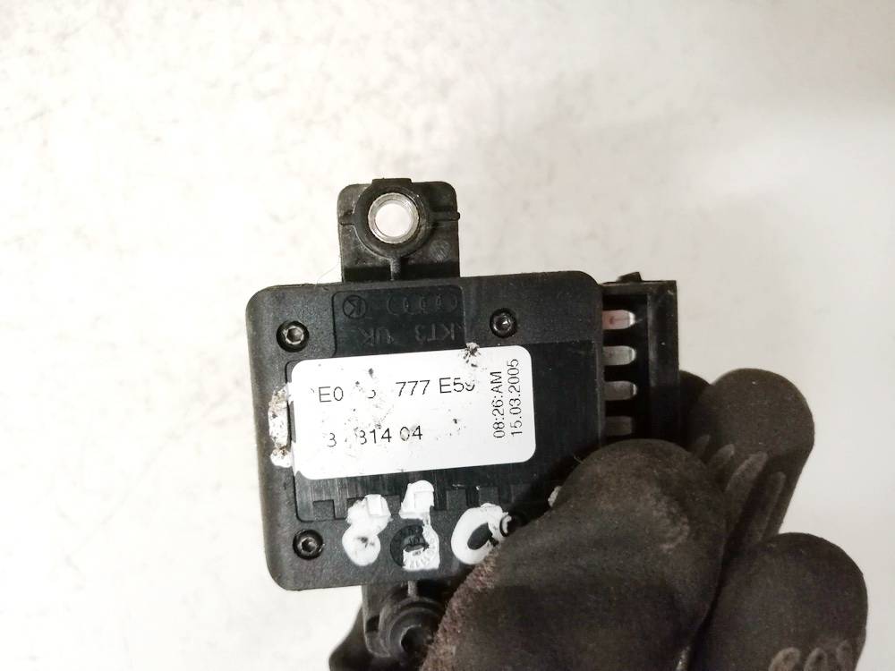 8E0959777 Audi A6 2006 Seat Control Button (seat control switch) - Thumbnail 3