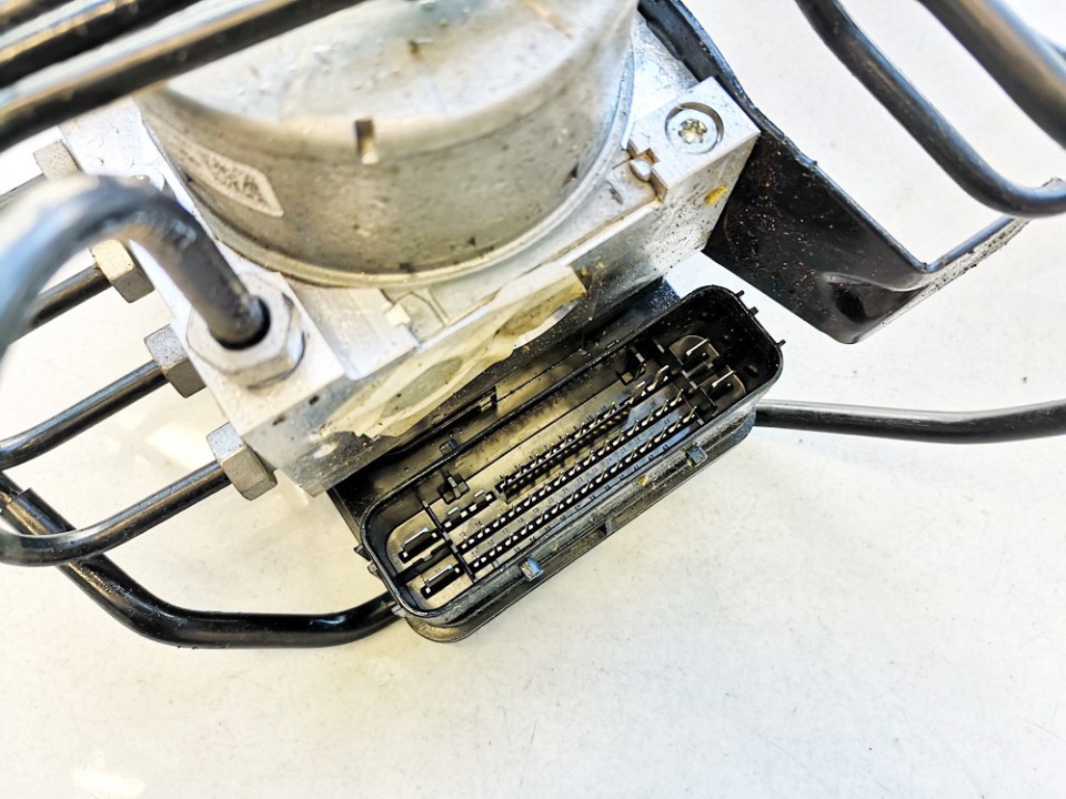 GV612C219DM Ford Kuga 2019 ABS Unit (ABS Brake Pump) - Thumbnail 2