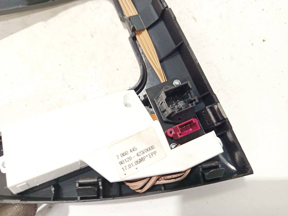 7060445 BMW X5 2004 Begiu perjungimo selektorius - Thumbnail 3