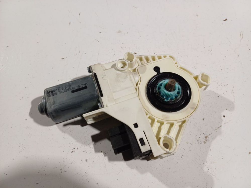 4F0959802D Audi A6 2005 Window Motor - FRONT RIGHT - Thumbnail 2