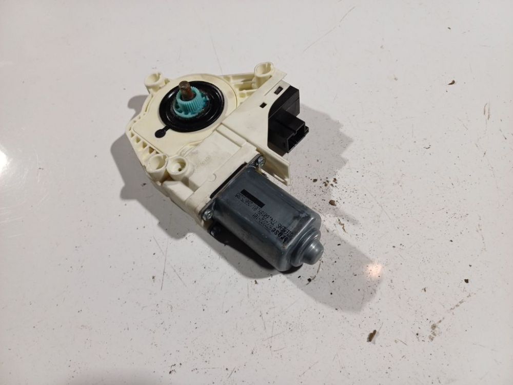 4F0959802D Audi A6 2005 Window Motor - FRONT RIGHT - Thumbnail 4