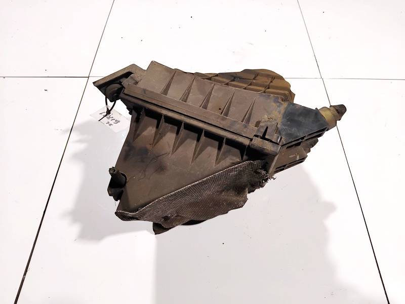 0281002461 Volkswagen Passat 2004 Obudowa filtra powietrza