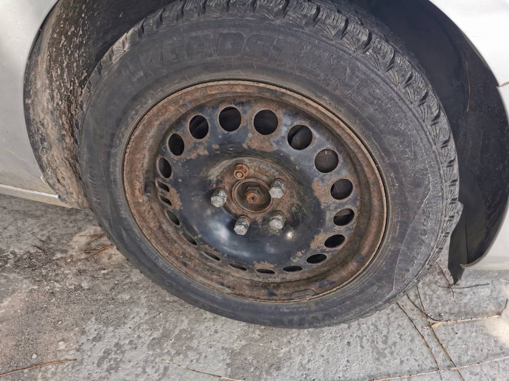 5X115 Opel Astra 2011 Komplet stalowych felg R16