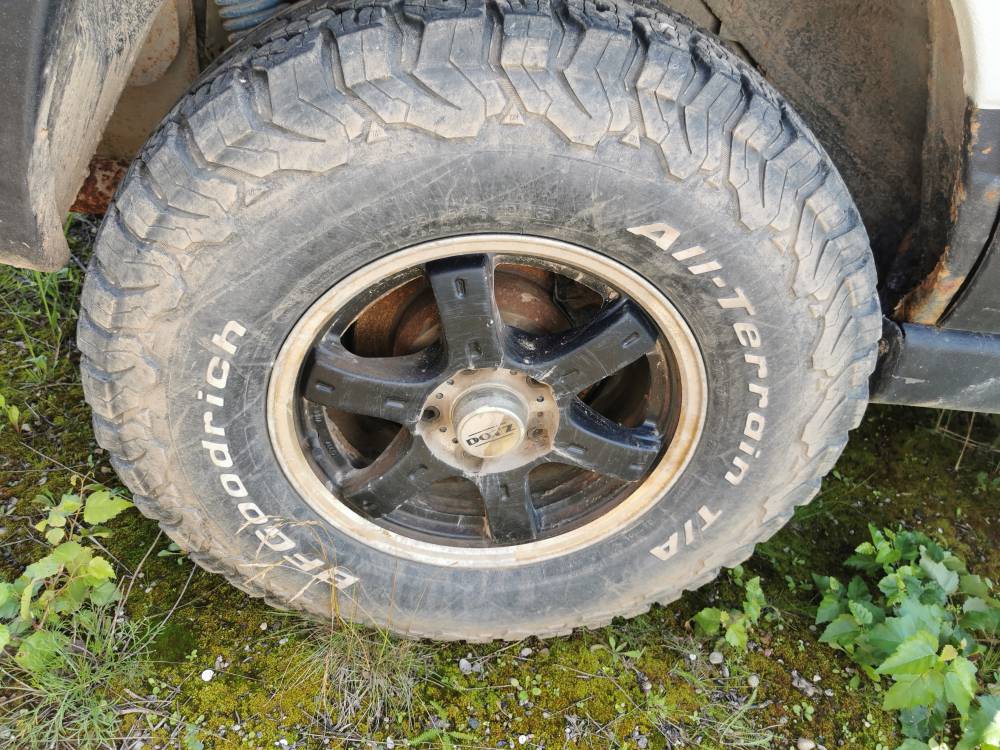 5X127 Jeep Grand Cherokee 2000 Komplet Kół Zimowych R16 - Thumbnail 2