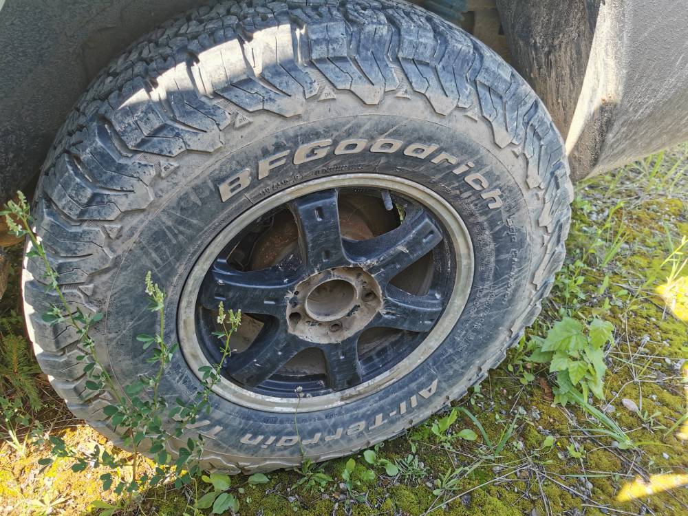 5X127 Jeep Grand Cherokee 2000 Komplet Kół Zimowych R16 - Thumbnail 3