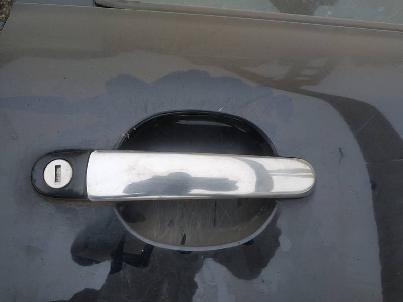 Skoda Octavia 2001 Door Handle Exterior - FRONT RIGHT - Thumbnail 2