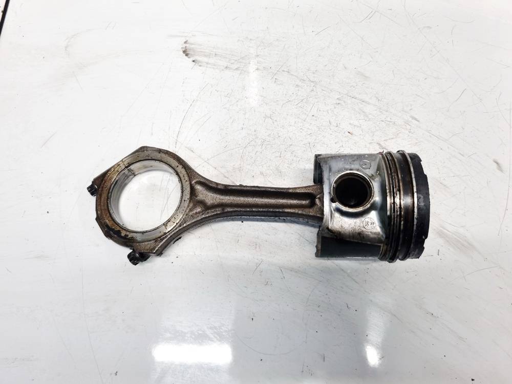 Skoda Superb 2002 Mäntä ja vauhtipyörä