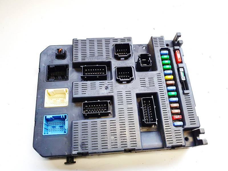 9663798480 Citroen C4 2008 Fuse box