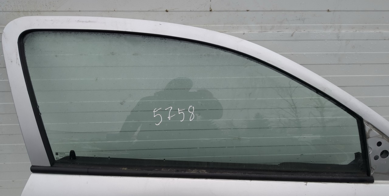 Opel Astra 2002 Vitre de Porte Avant Droite