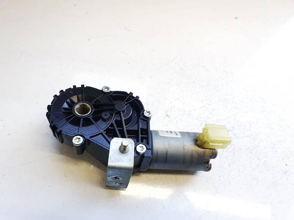 0390204007 BMW 5-Series 2012 Sedynes varikliukas P.K. - Thumbnail 2