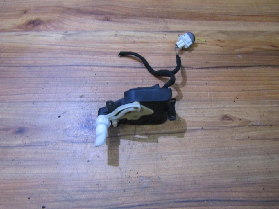 1J2907511A Volkswagen Passat 2000 Heater Vent Flap Control Actuator Motor