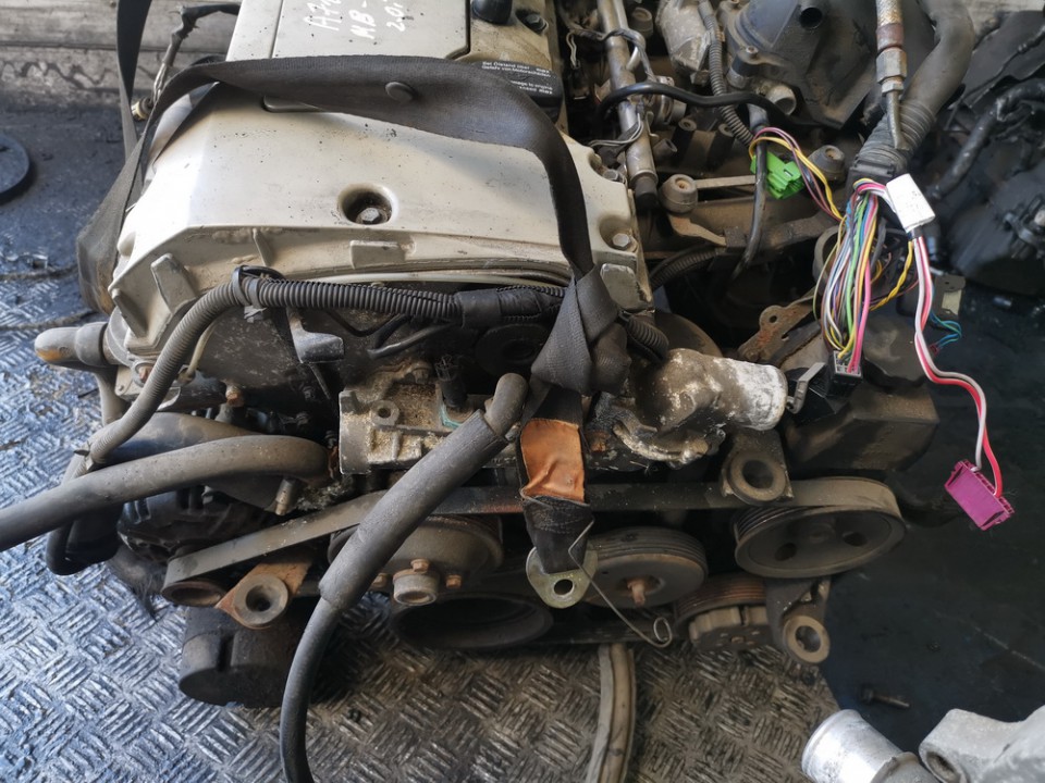 111951 Mercedes-Benz C-CLASS 2002 Engine