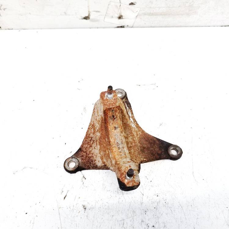 Volvo V50 2004 Ātrumkārbas kronšteins - Thumbnail 2