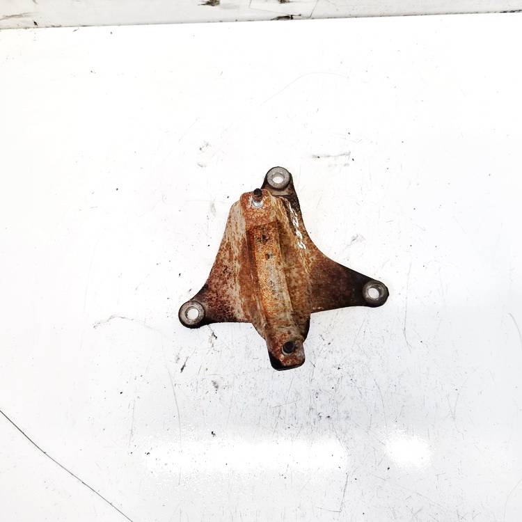 Volvo V50 2004 Ātrumkārbas kronšteins - Thumbnail 3