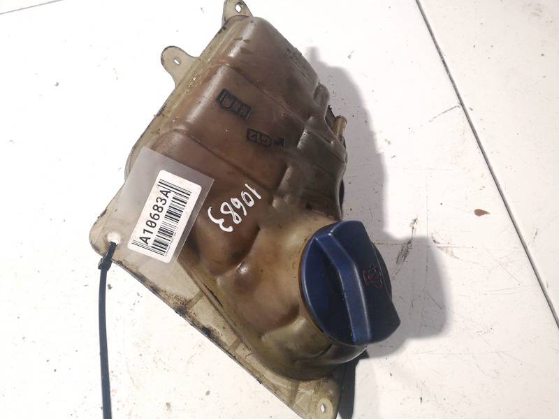 8D0121403L Volkswagen Passat 2001 Expansion Tank coolant (RADIATOR EXPANSION TANK BOTTLE )