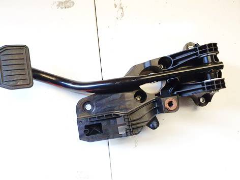 P118869150A Tesla Model Y 2023 Stabdziu pedalas