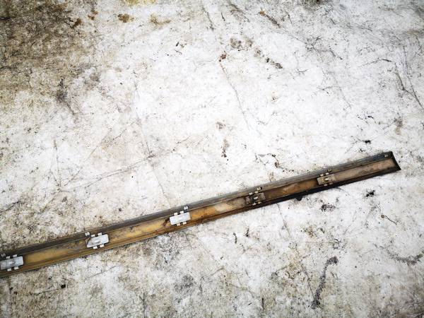 2026903062 Mercedes-Benz C-CLASS 1999 avant gauche garniture porte de moulage - Thumbnail 2