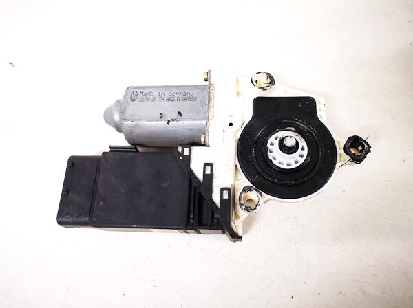 1J1959802D Volkswagen Golf 2000 Window Motor - FRONT RIGHT - Thumbnail 3