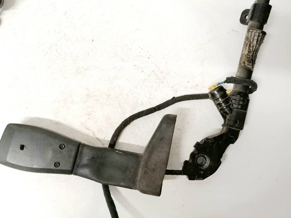 604070100A Volvo V50 2005 Saugos dirzo sagtis (laikiklis) P.D.