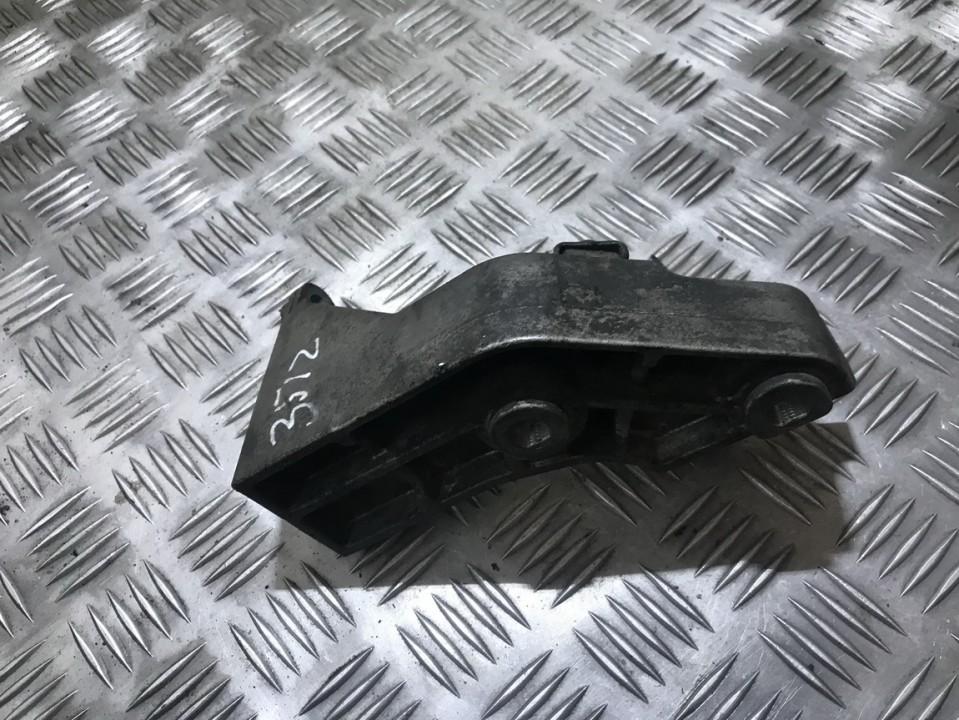 8200055566 Volvo S40 2000 Variklio kronsteinas ir Greiciu dezes kronsteinas