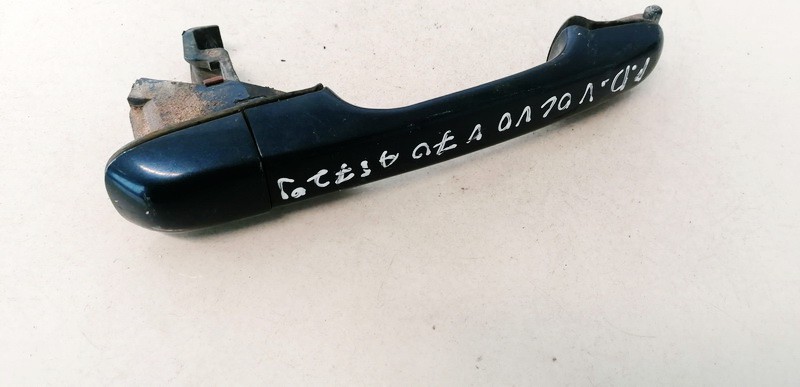Volvo V70 2000 Door Handle Exterior - FRONT RIGHT