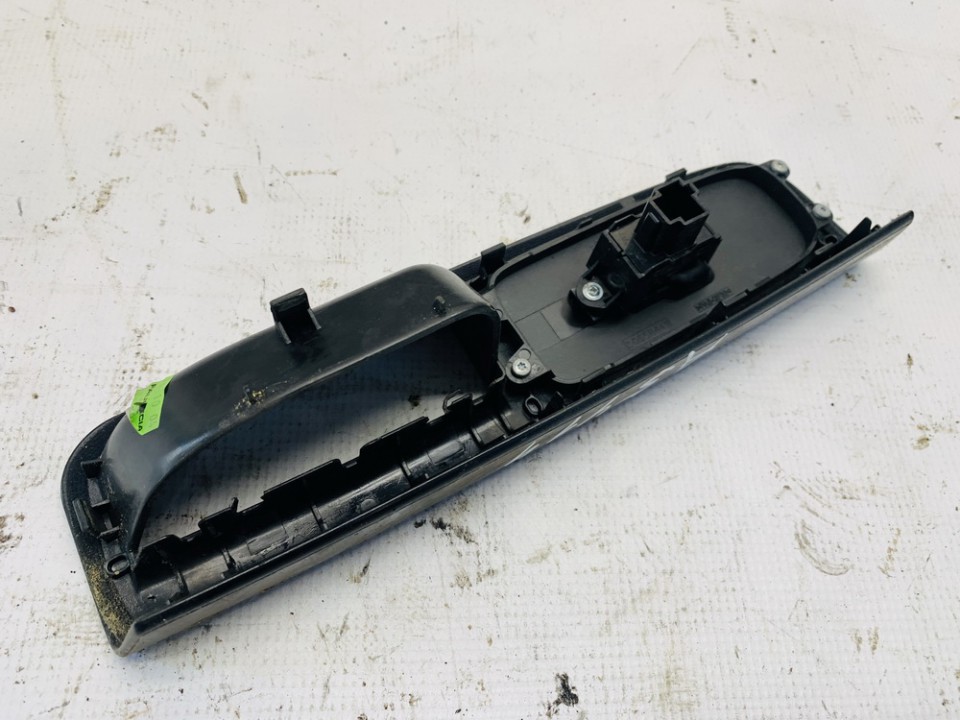 8679474 Volvo V50 2004 MANDO ELEVALUNAS - Thumbnail 3